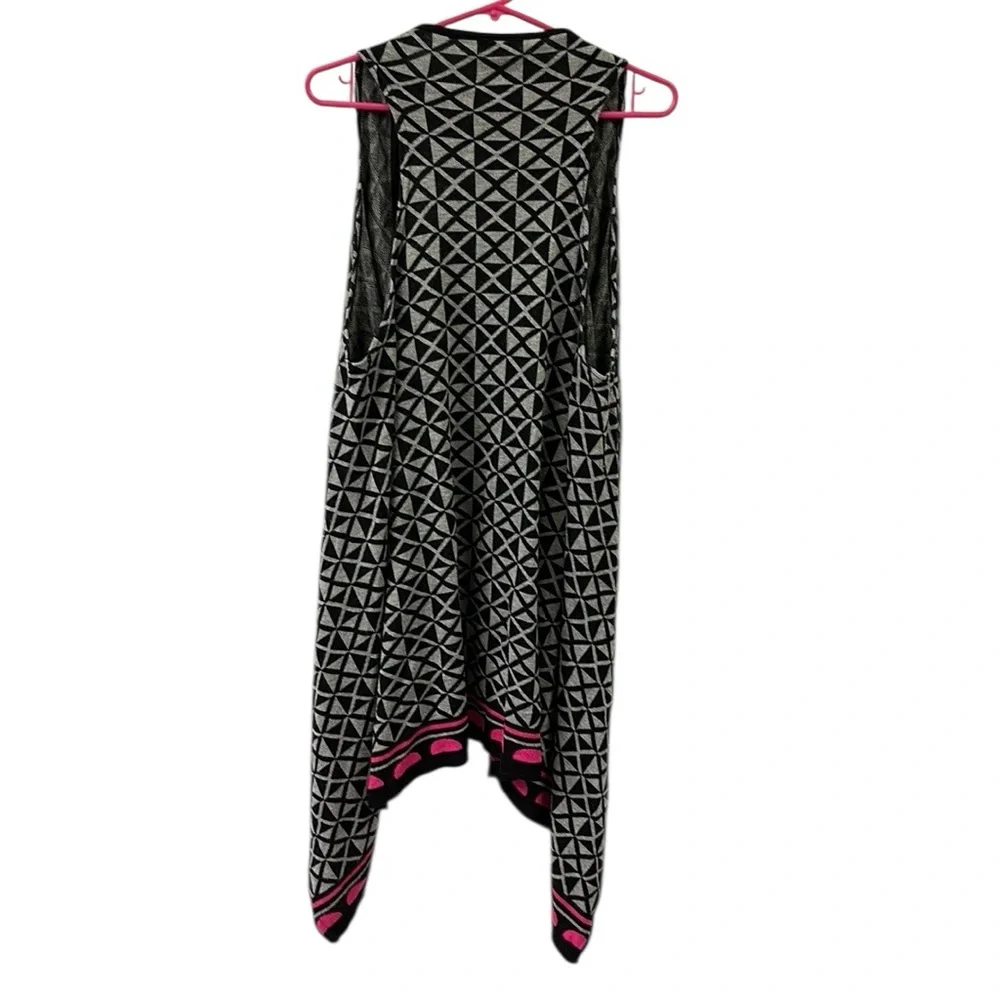 Im in Love with Derek Asymmetrical Knit Long Sleeveless Open Front Vest L to XL